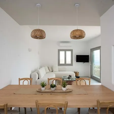 Serendipity With 3 Bedrooms Walking Distance To The Beach! Villa Platys Gialos (Mykonos)