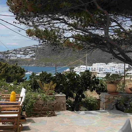 Villa Serendipity With 3 Bedrooms Walking Distance To The Beach!